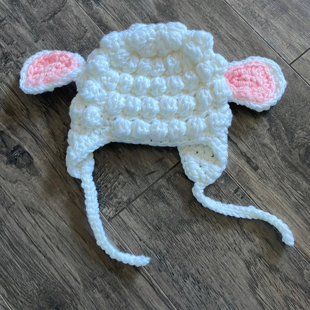 Baby lamb hat